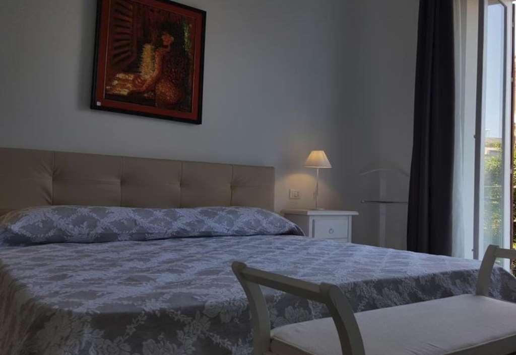Porta Maqueda Bed & Breakfast Palermo Oda fotoğraf